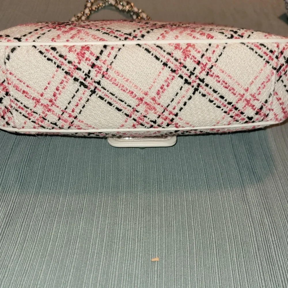 Karl Lagerfeld Plaid Pink and White Shoulder Bag - Picture 5 of 6